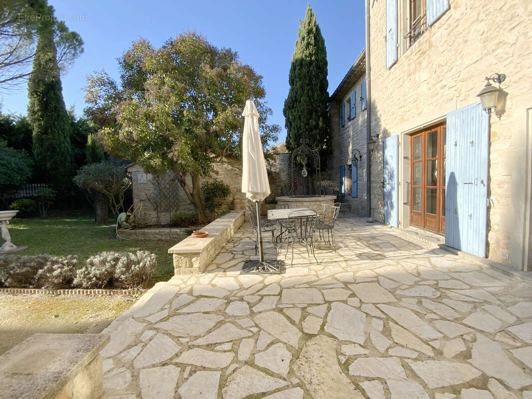Maison à UZES