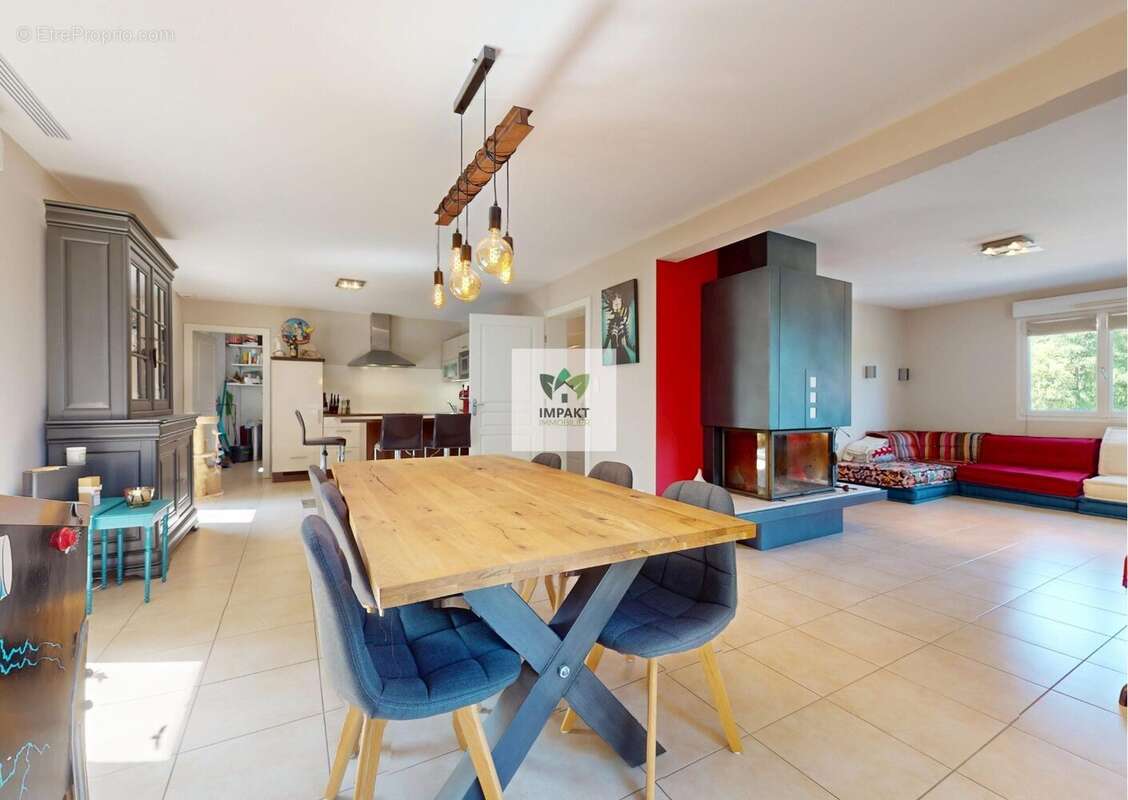 Maison à FRAHIER-ET-CHATEBIER