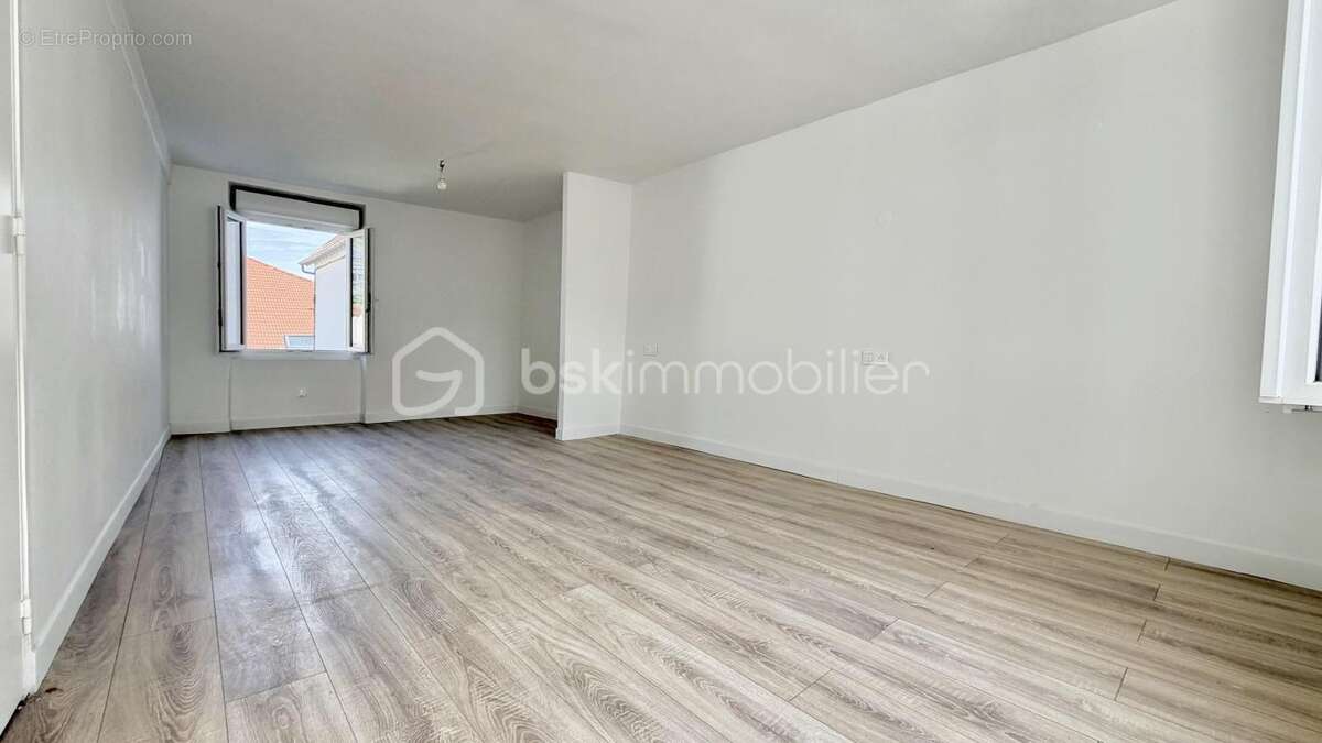 Maison à GUERMANTES