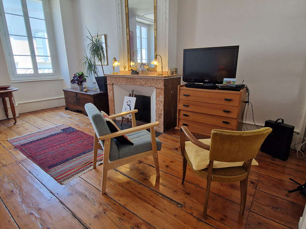 Bien de caractère : appartement de 118 m2 - photo 6