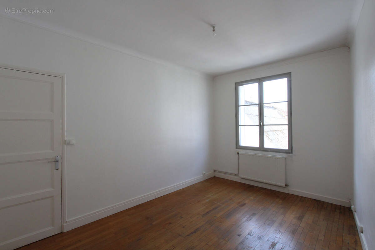 Appartement à LA CHARITE-SUR-LOIRE