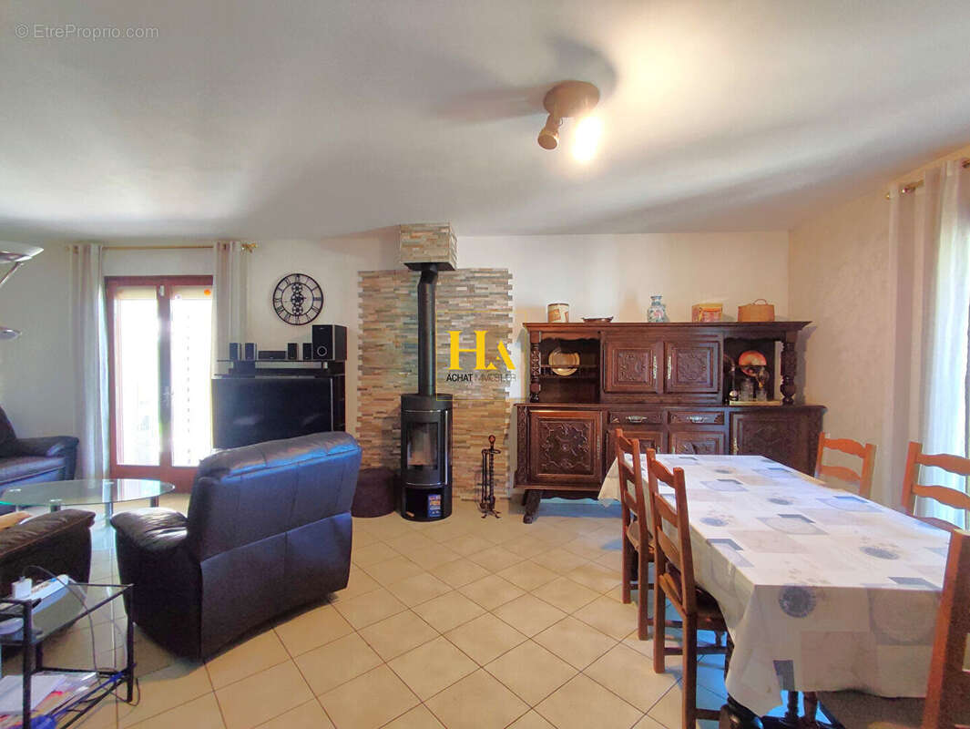 Maison à MARSAZ