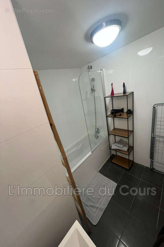 Appartement à CARRY-LE-ROUET