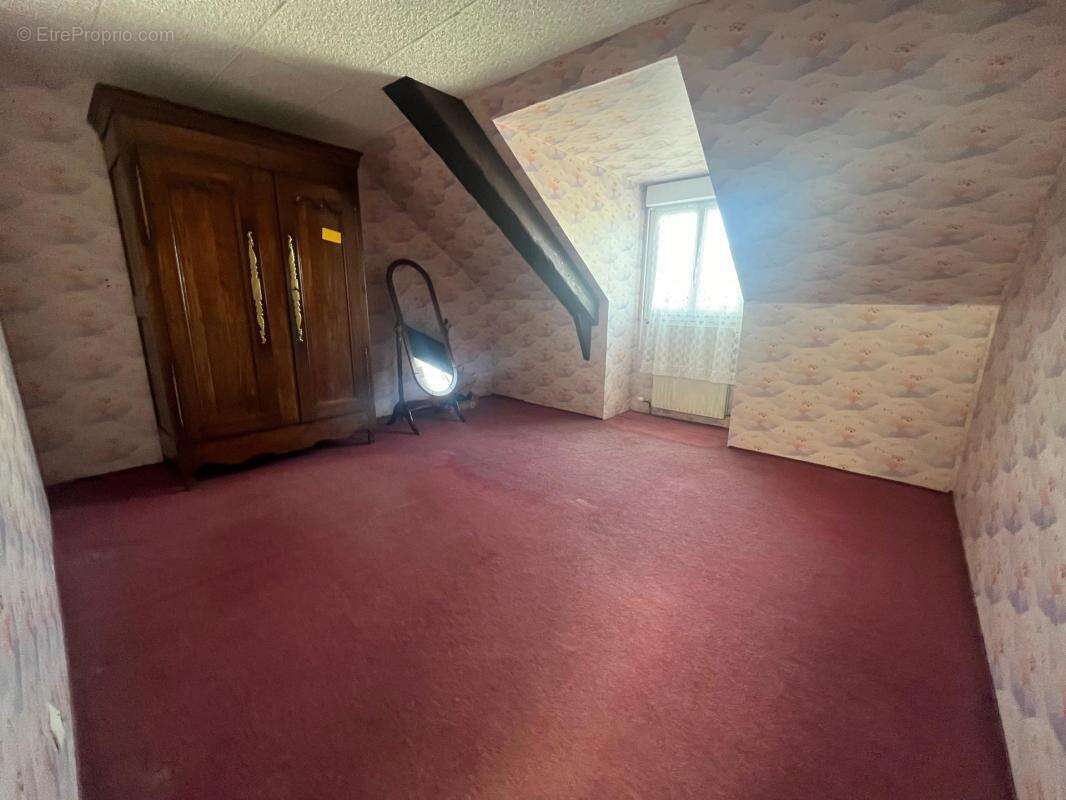 Maison à SAINT-MARCEL