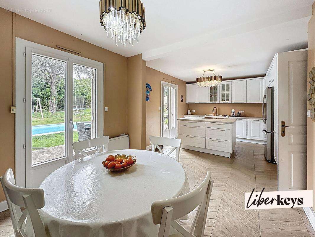 Maison à SAINT-AULAYE