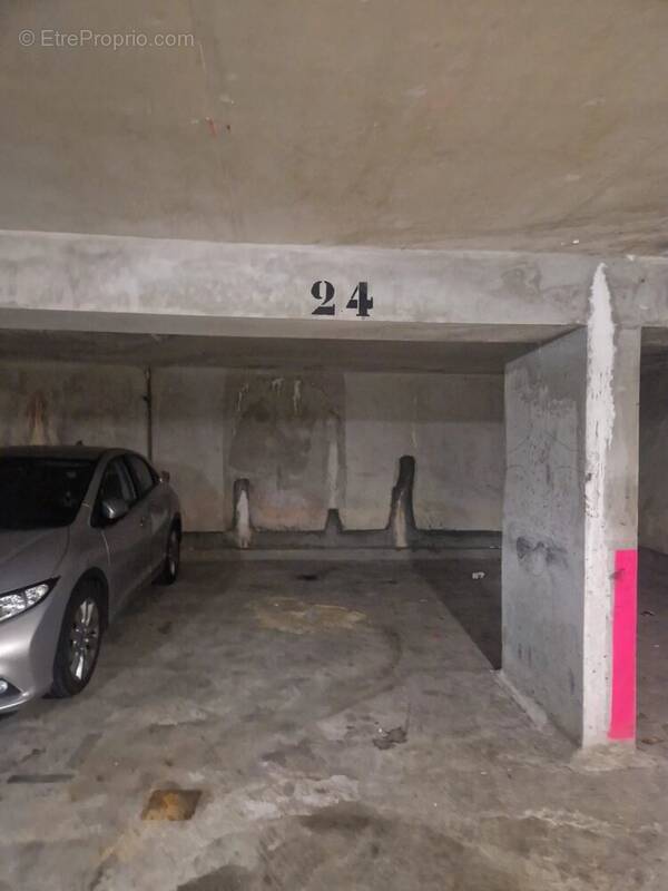 Parking à NICE