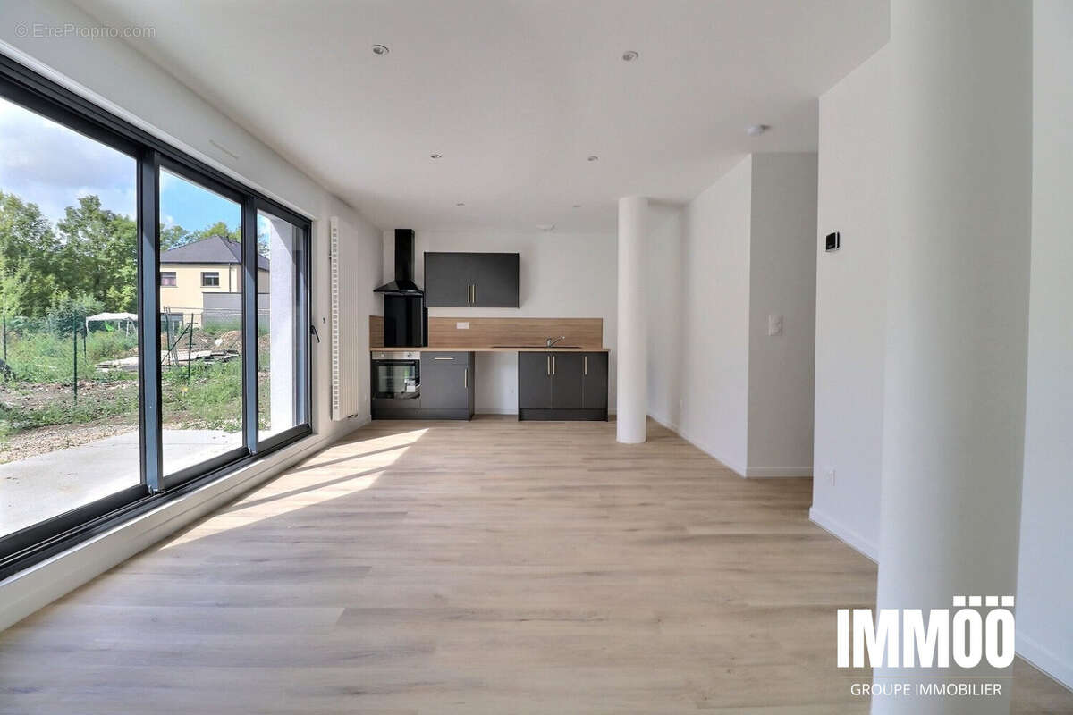 Appartement à LE HOULME