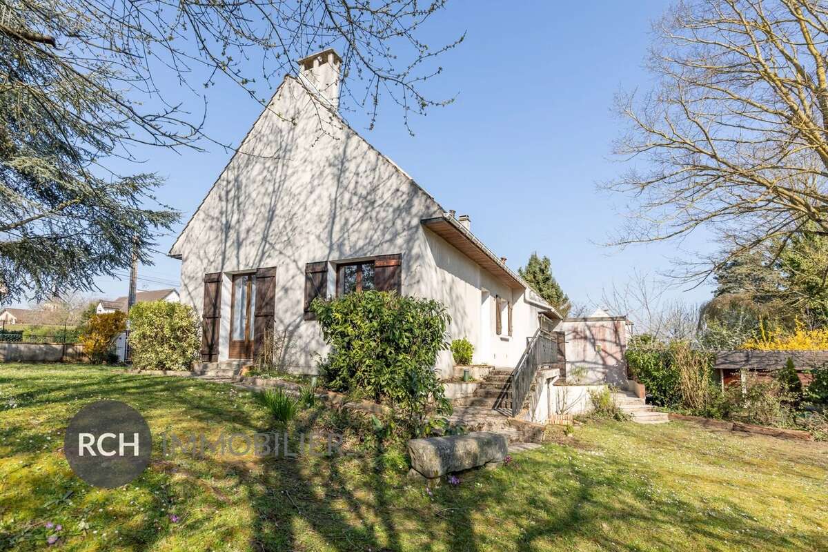 Maison à MONTFORT-L'AMAURY