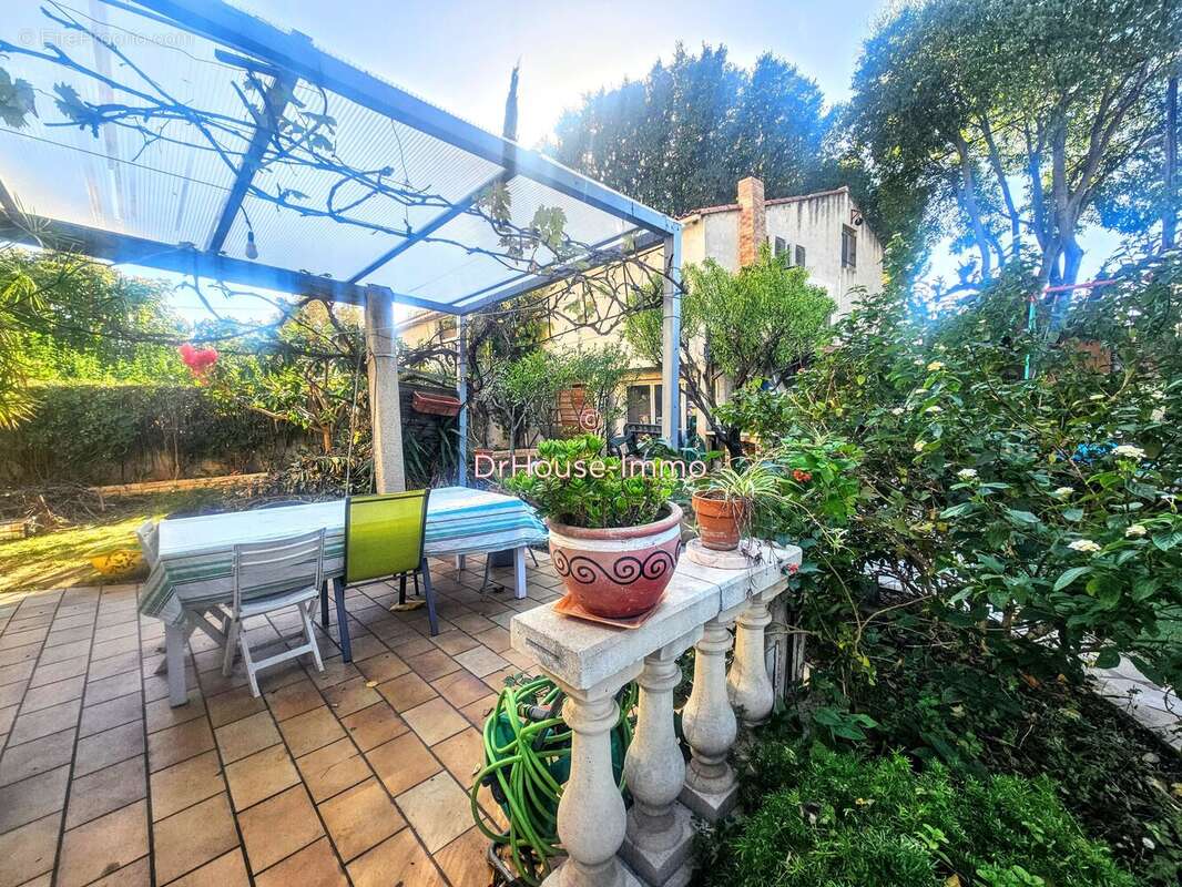 Maison à MARSEILLE-9E