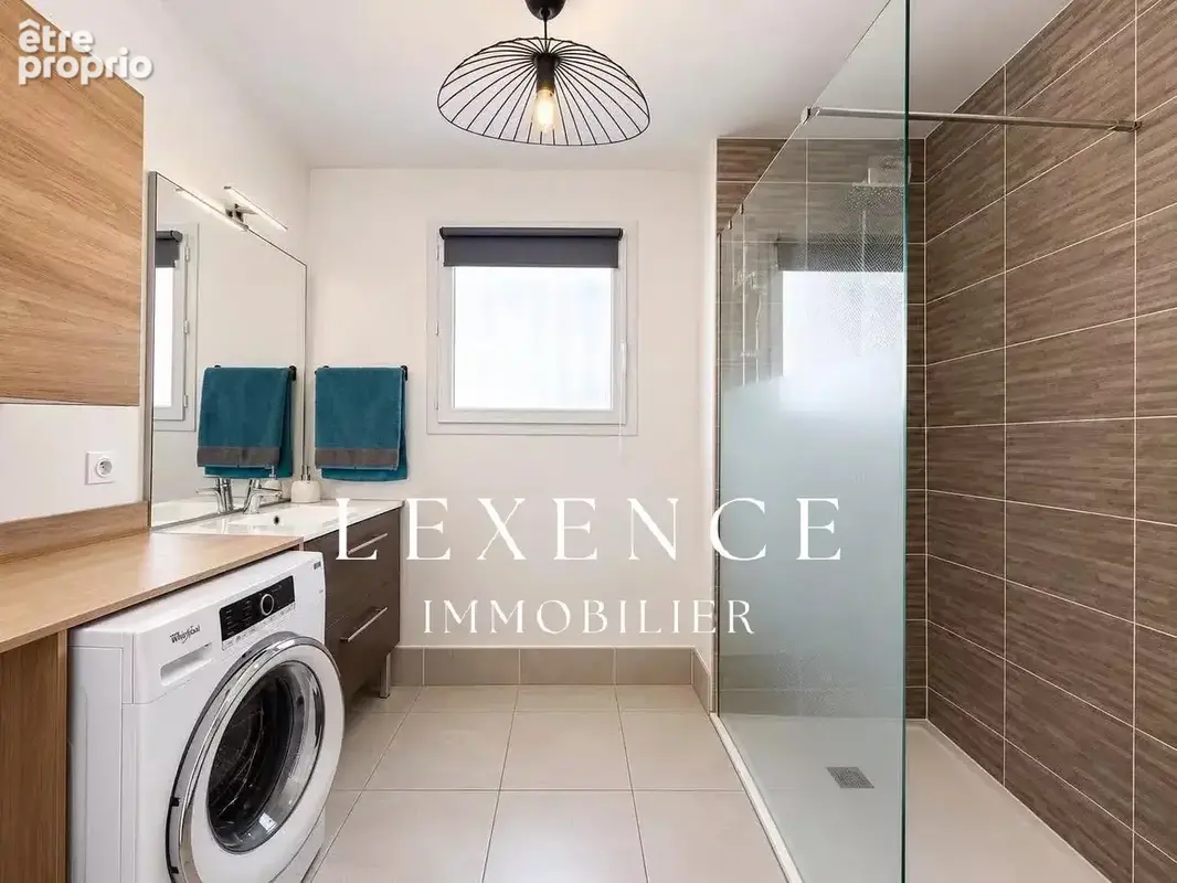 Appartement T3 64.44m² La Fare les Oliviers avec terrasse, box double et place de stationnement. - photo 8