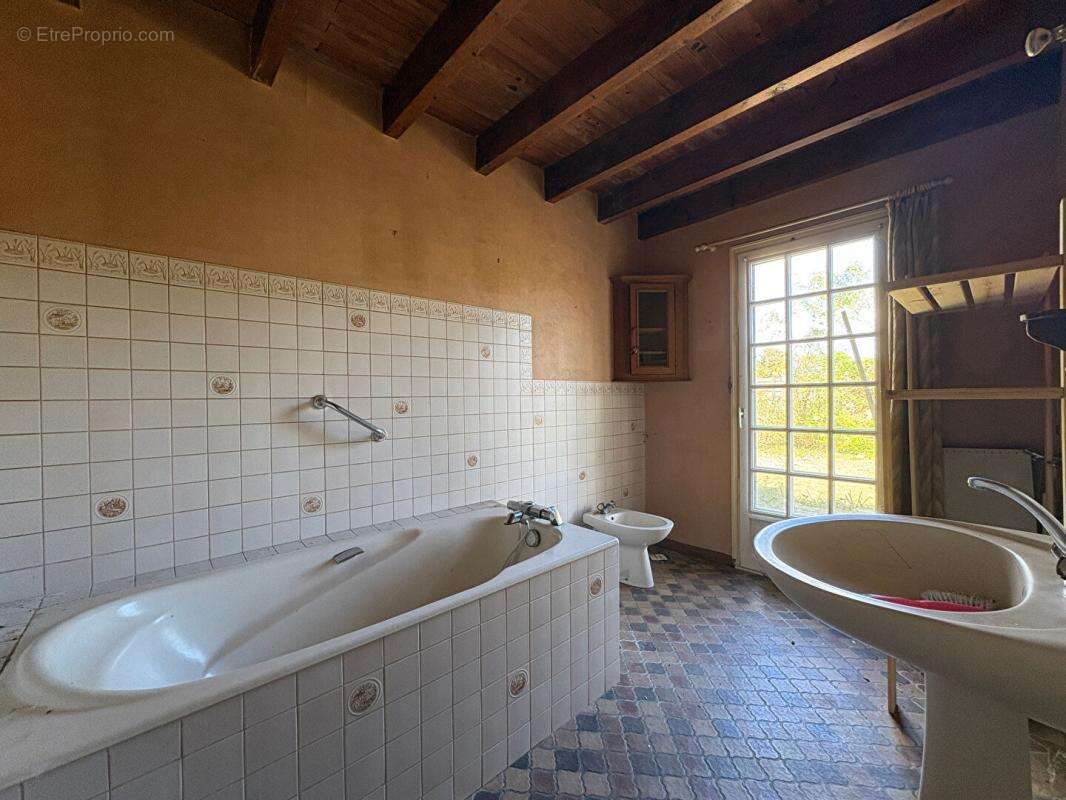 A vendre RIEC SUR BELON (29340) Maison 12 pièces 6 chambres 284 m2 - photo 16