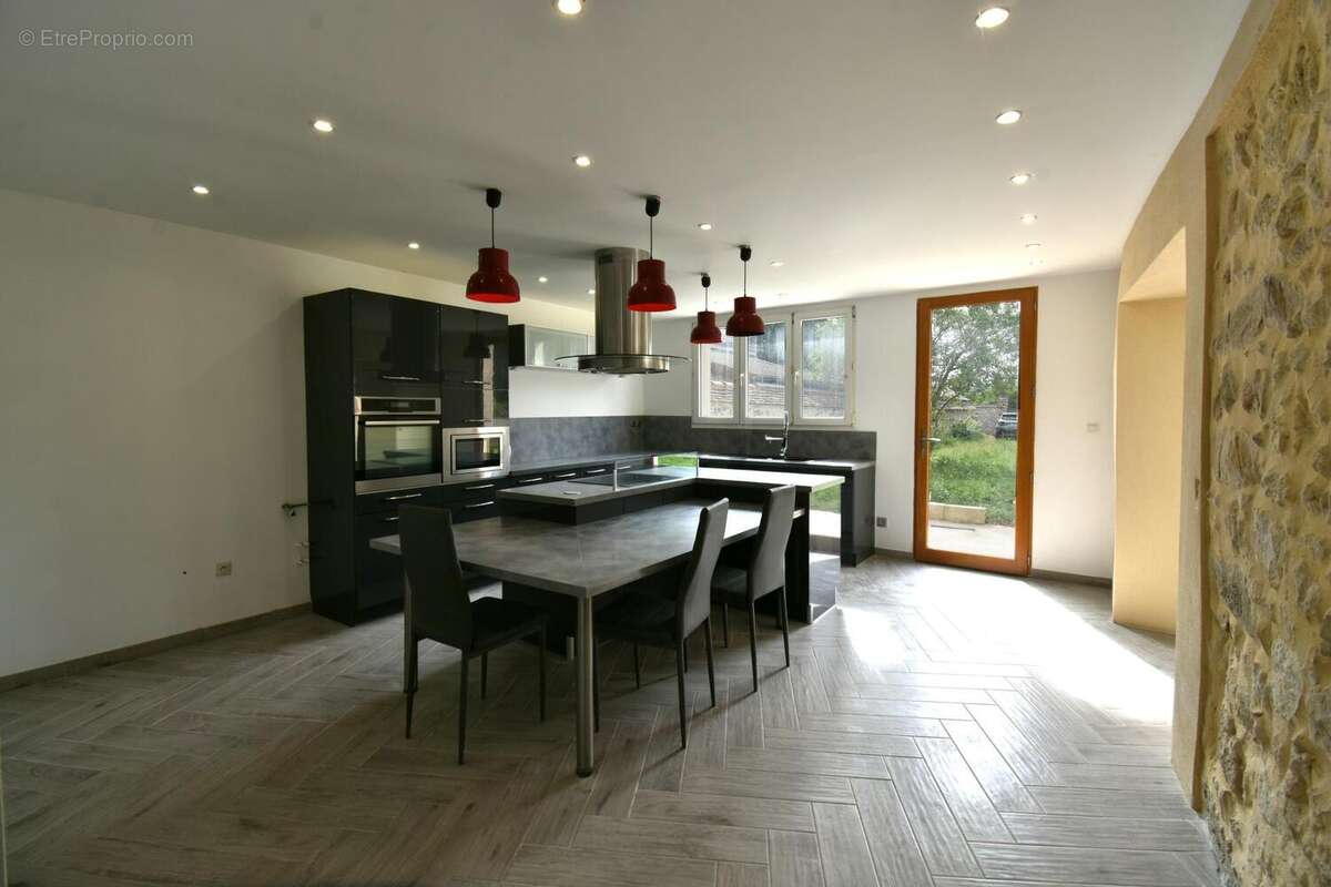 Maison 133 m² à Machault  - photo 5