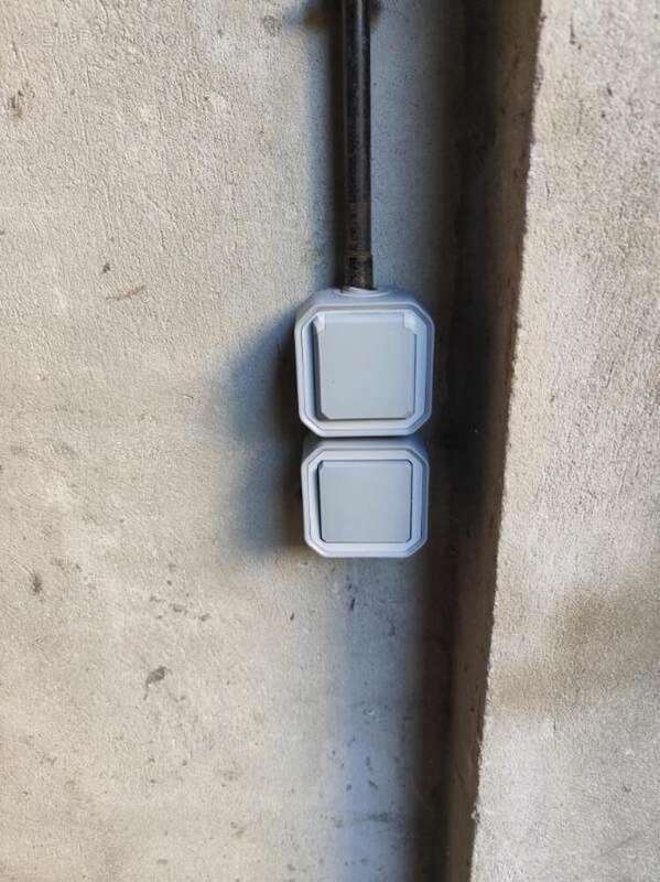 Photo 5 - Parking à VILLEURBANNE