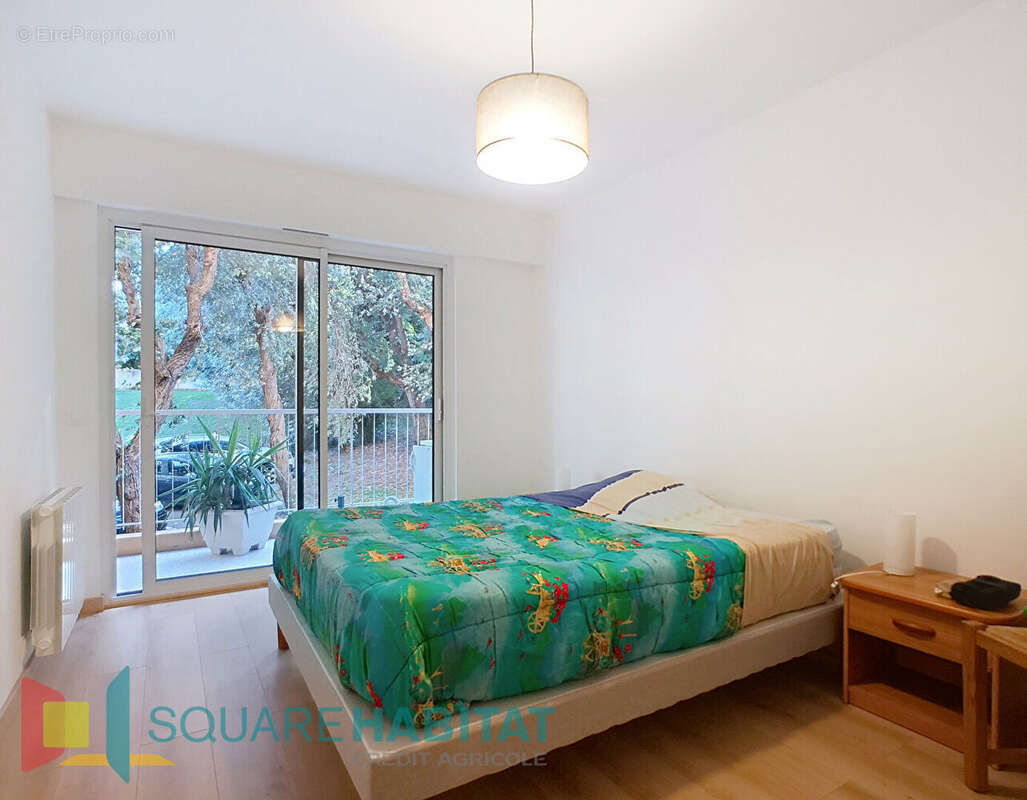 Appartement à MANDELIEU-LA-NAPOULE