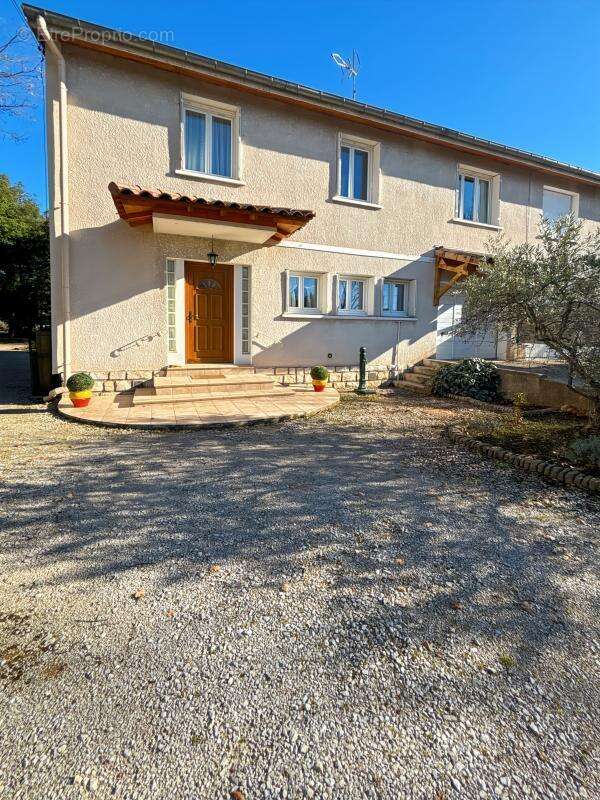 Maison à CHATEAU-ARNOUX-SAINT-AUBAN