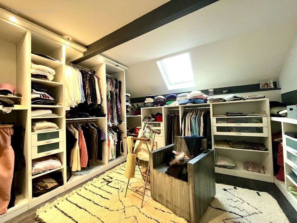 Maison à ARTHAZ-PONT-NOTRE-DAME