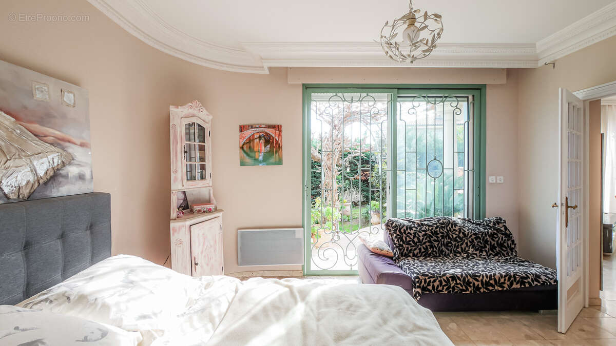 Maison à HYERES