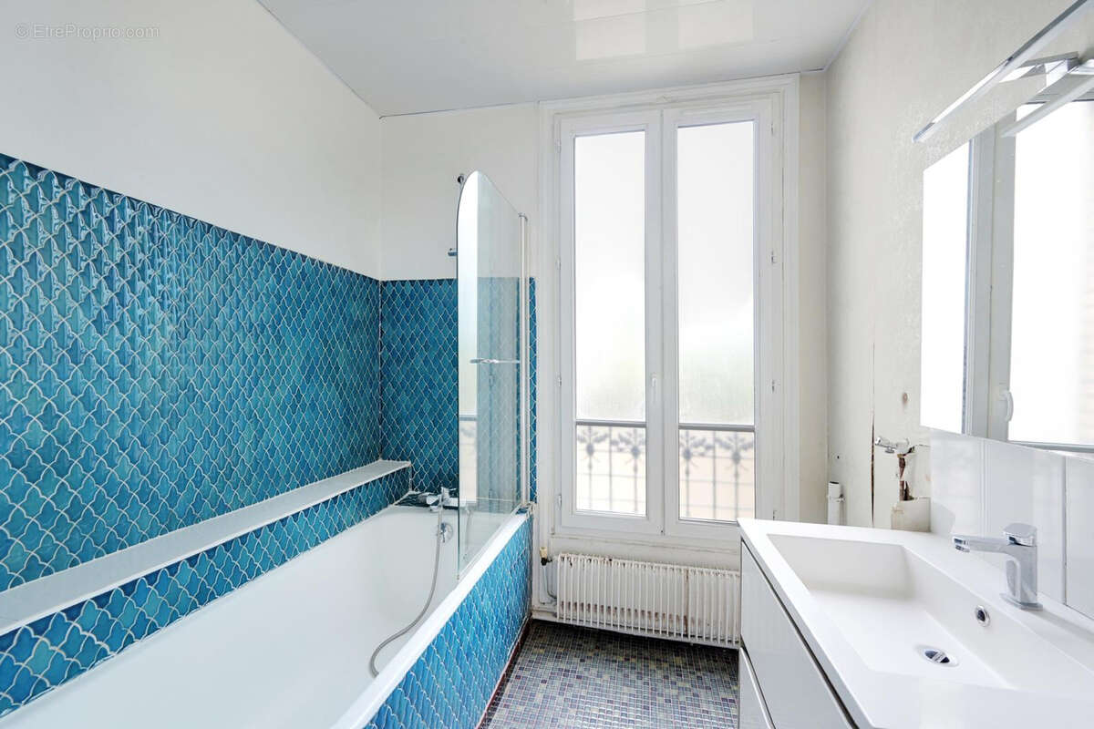 Appartement à PARIS-14E