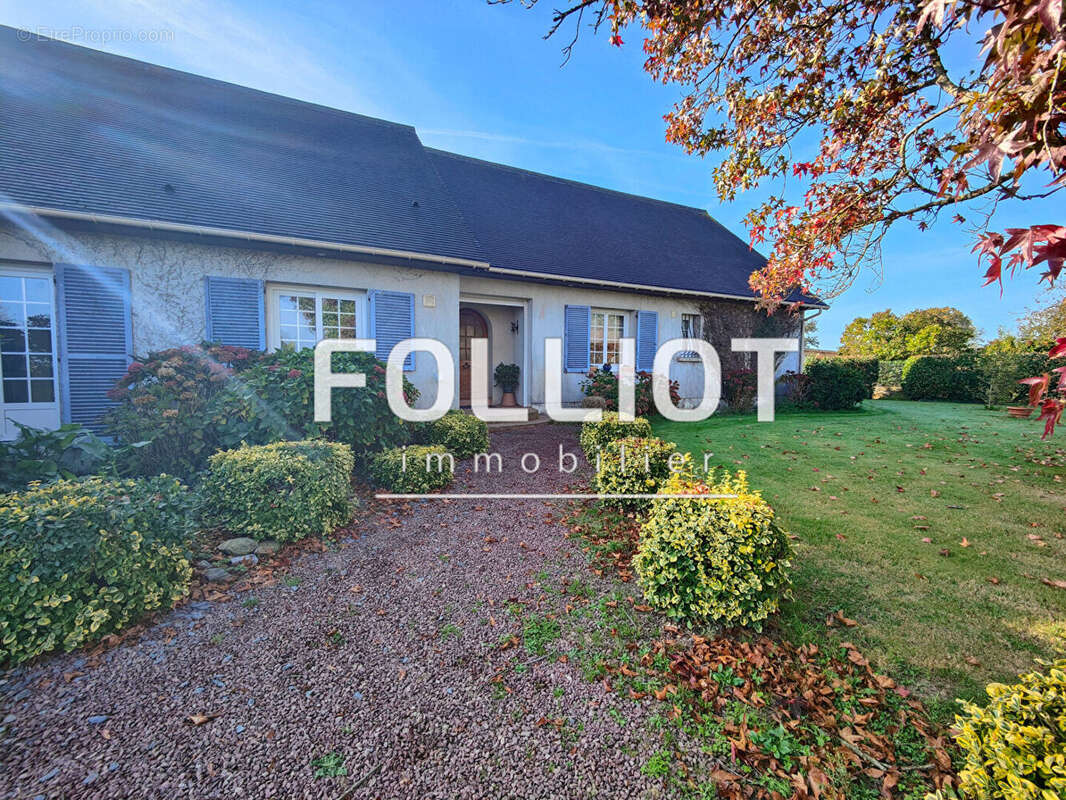 Maison à SAINT-FROMOND