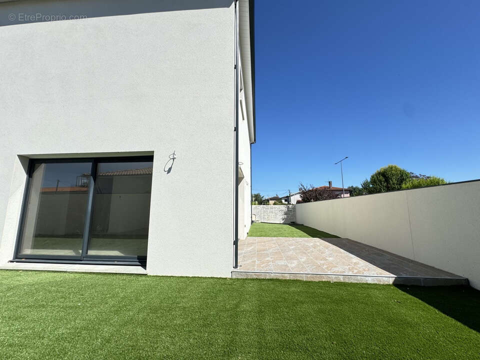 Maison à VILLENEUVE-TOLOSANE