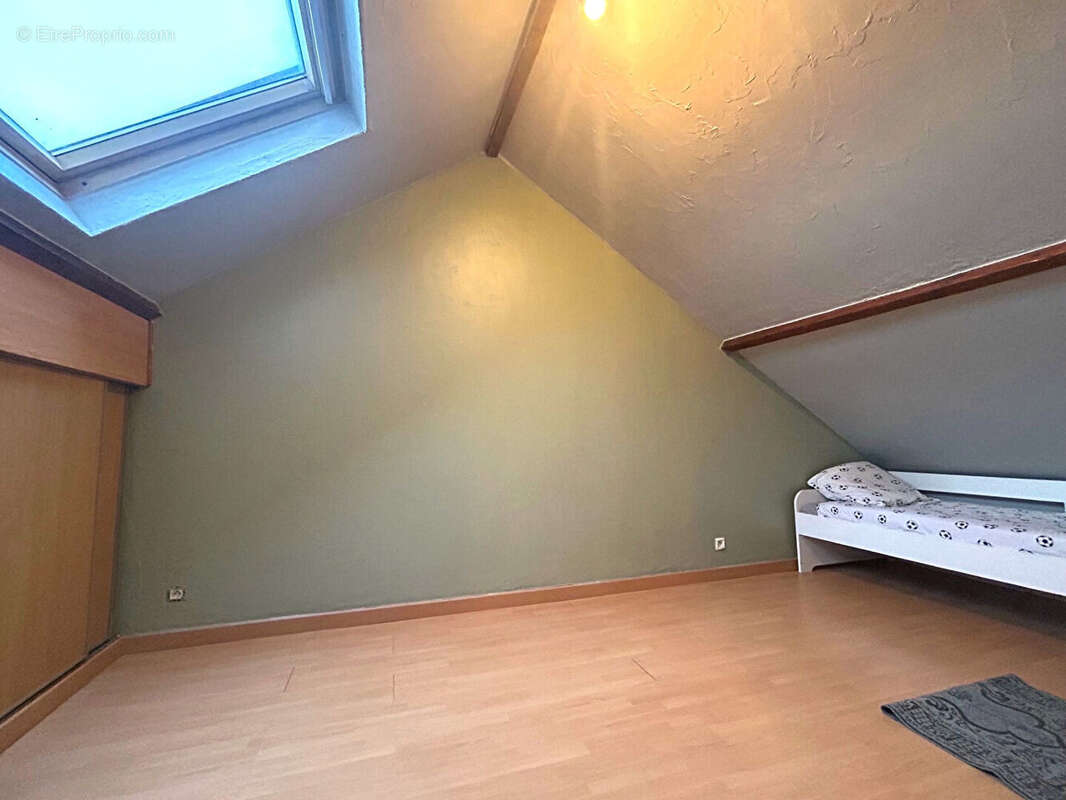 Maison à VERT-SAINT-DENIS