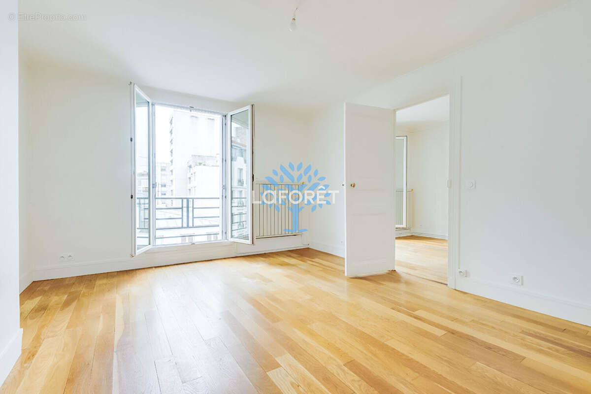 Appartement Paris 2 pièces 51 m2 - photo 7