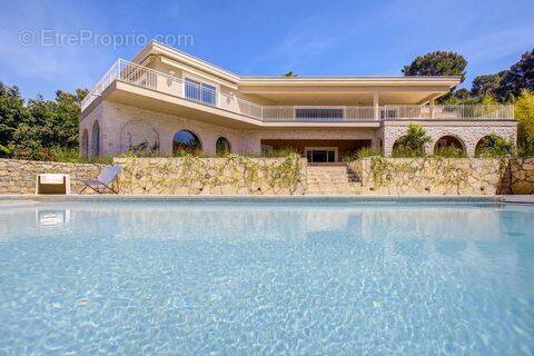 Maison à MOUGINS