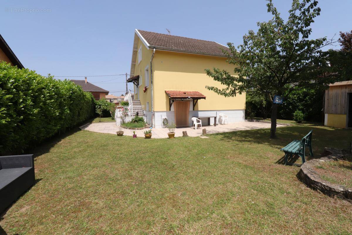 Maison à CHARVIEU-CHAVAGNEUX