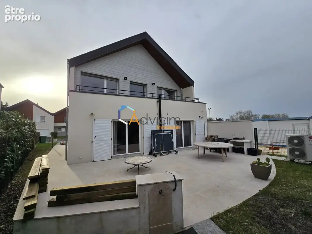 Maison 4 pièces 114 m² à vendre à Saint-Pryve-Saint-Mesmin (45750) - photo 2