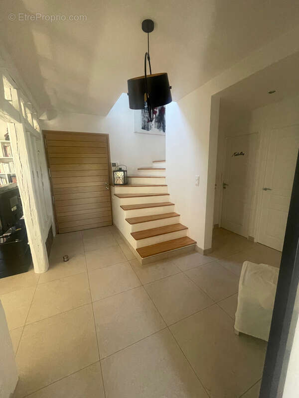 Maison à LE PAVILLON-SAINTE-JULIE