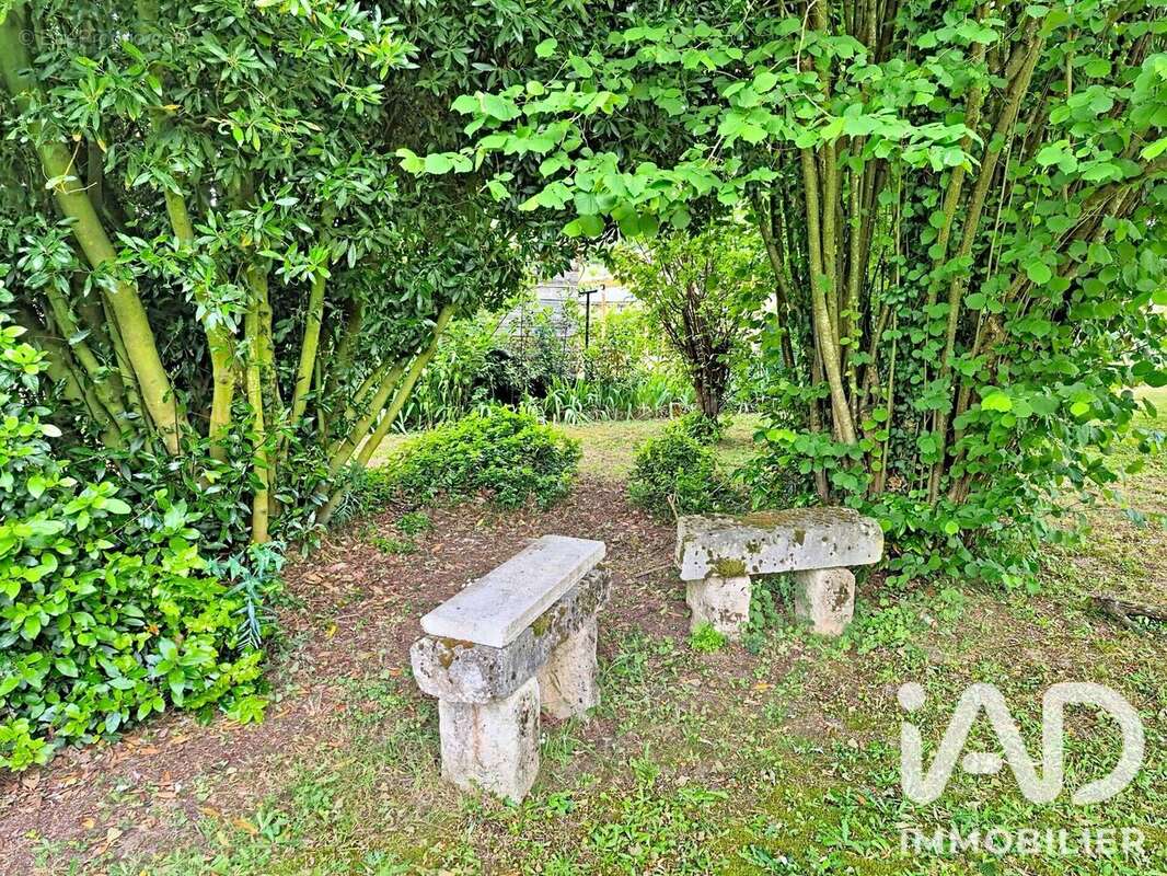 Photo 3 - Maison à NOGENT-SUR-VERNISSON