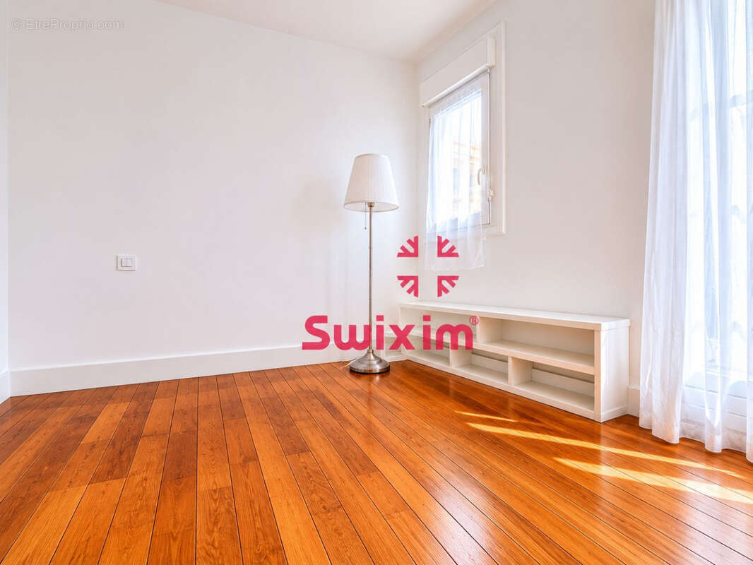 Appartement à PARIS-11E