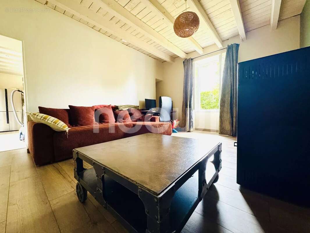 Maison à SAINT-GEORGES-DE-MONS