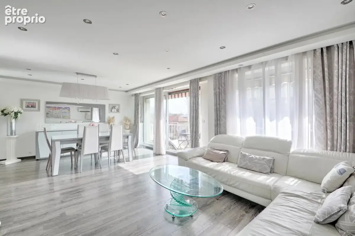 Photo Appartement à Saint-Maur-Des-Fosses au prix de 590 000€