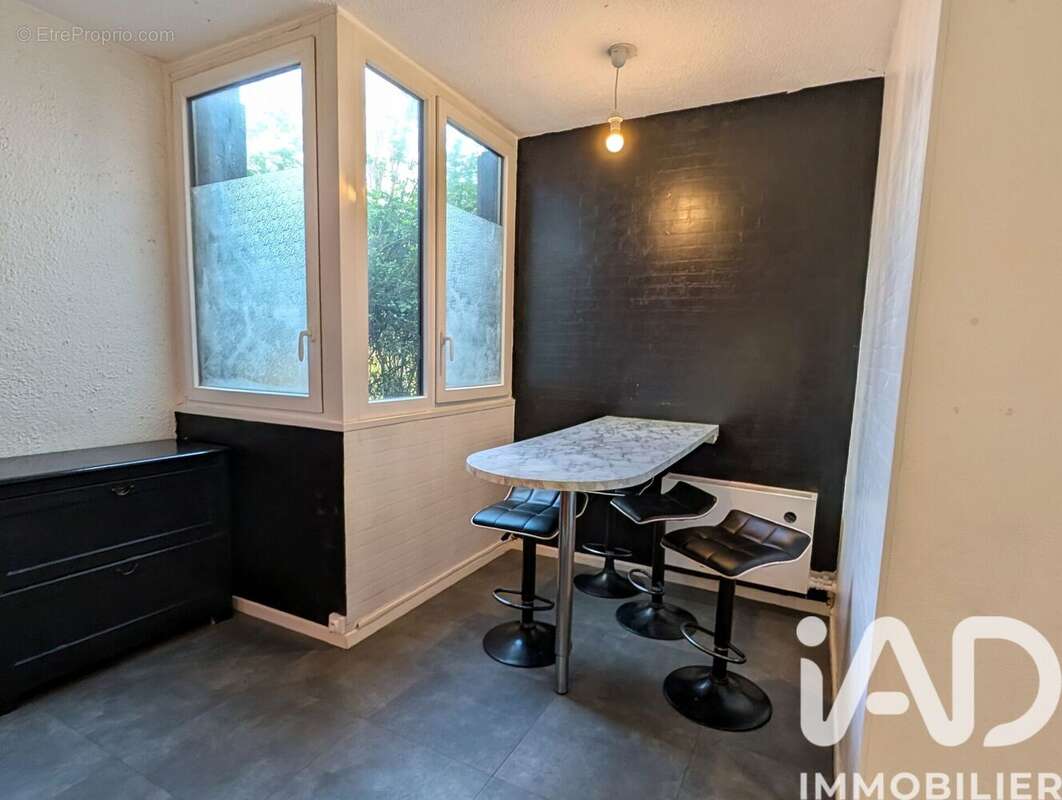 Photo 8 - Appartement à ELANCOURT