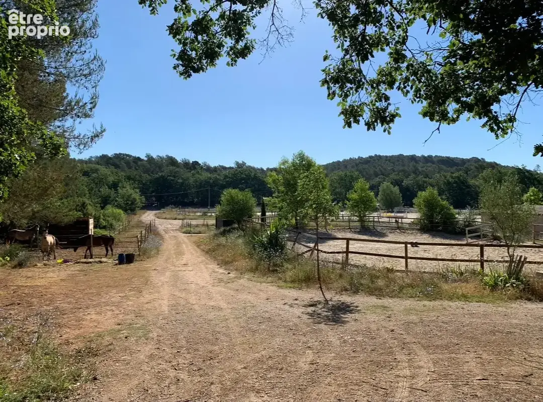 Propriété équestre clef en main sur 3ha . Secteur VAR EST - photo 6