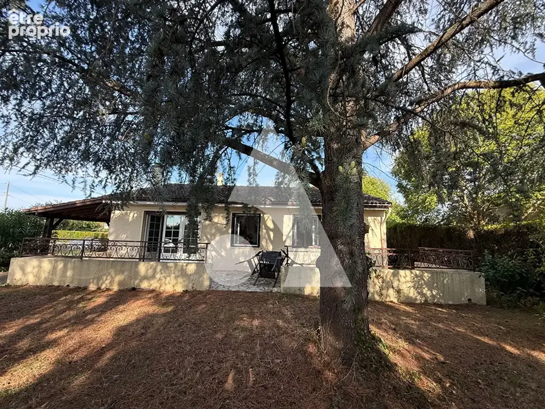 Maison à ARVEYRES