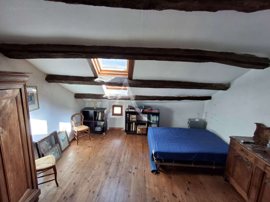 Maison à DIO-ET-VALQUIERES