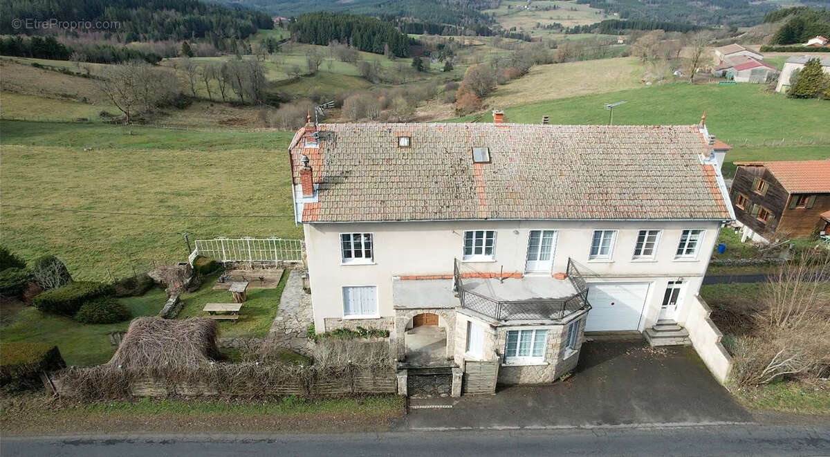 Maison à LA CHAISE-DIEU