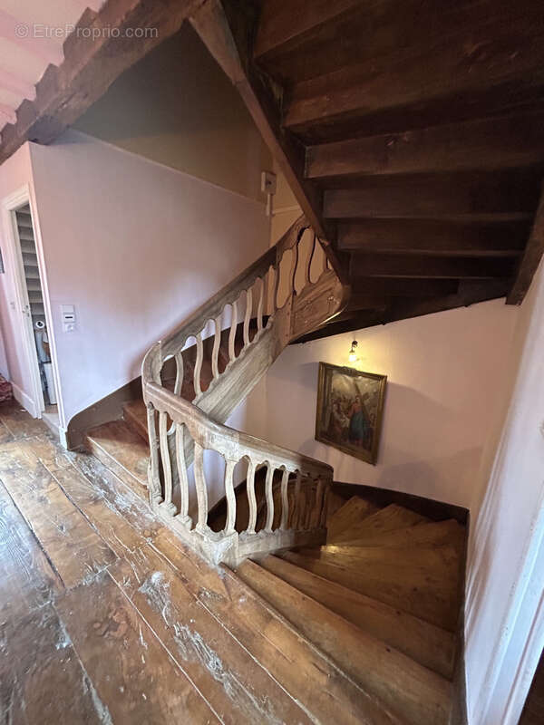 Ancien presbytere avec jardin clos de murs - photo 9