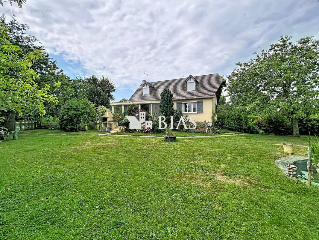 Maison à BOISNEY