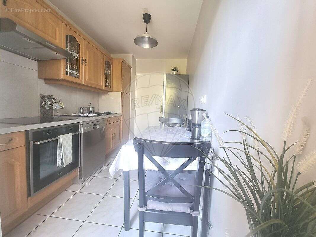 Appartement à LE BLANC-MESNIL