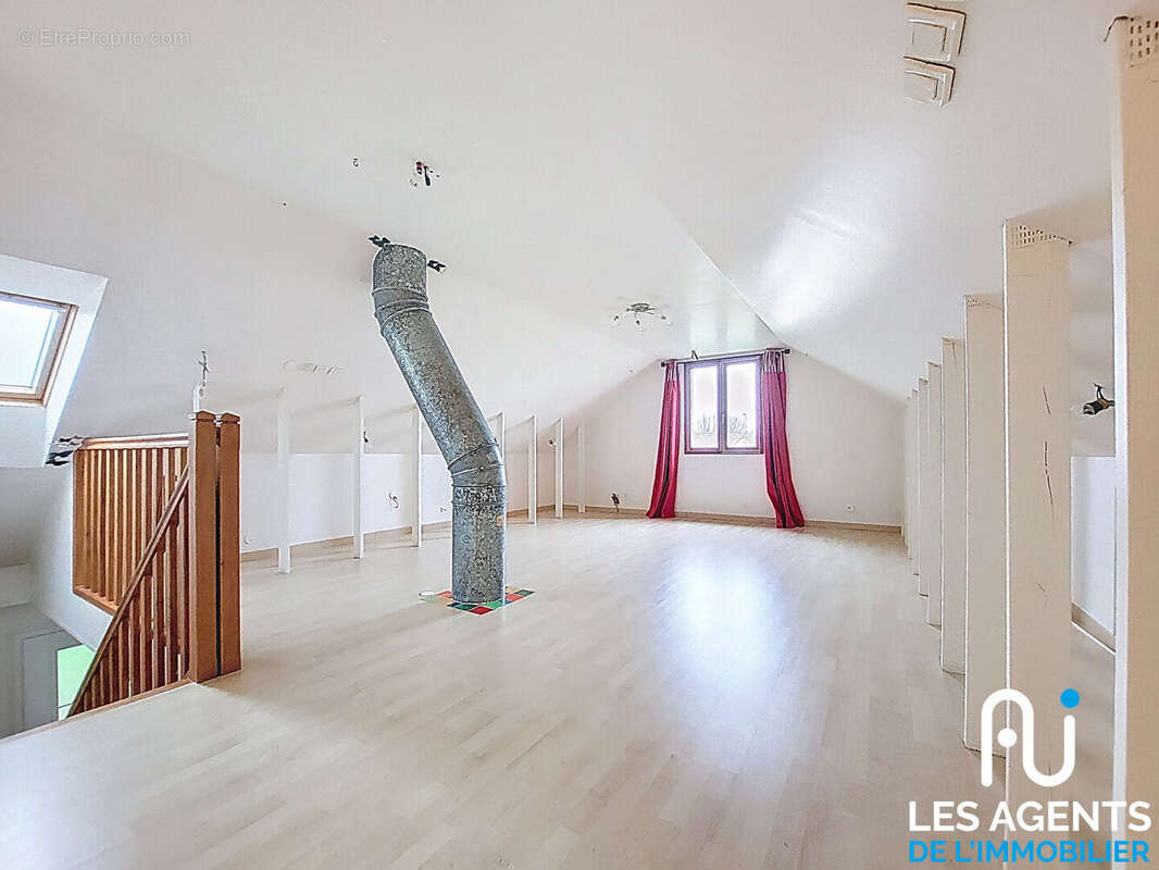 Maison à OUZOUER-LE-MARCHE