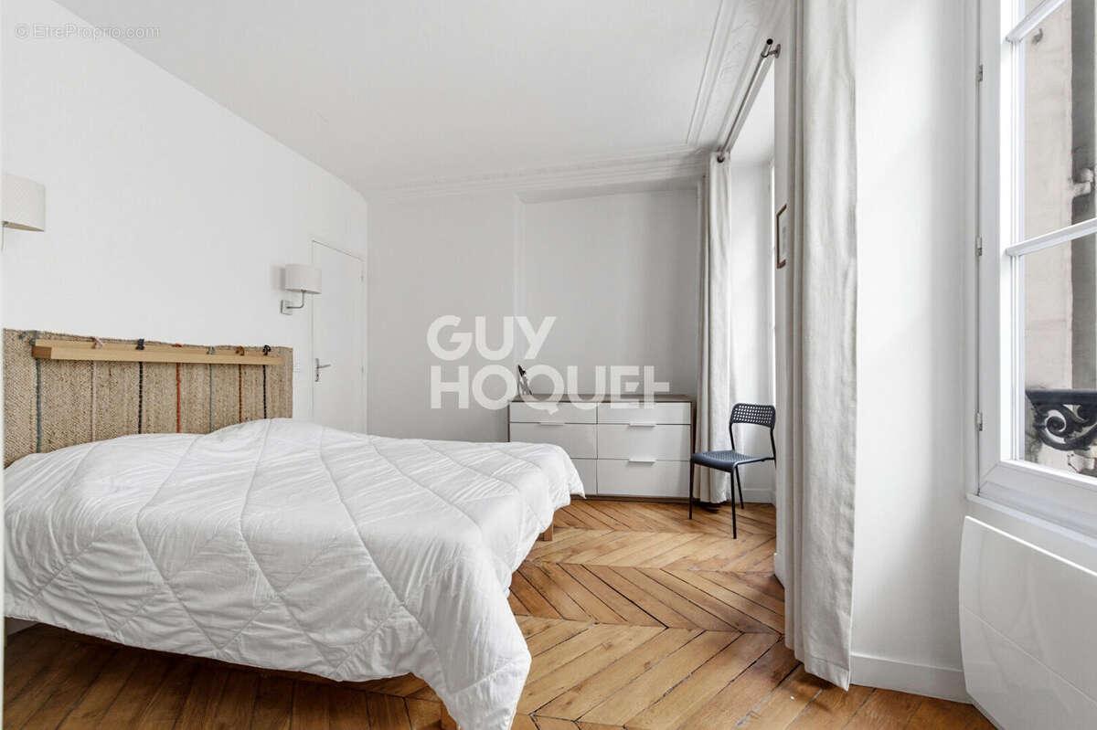 Appartement à PARIS-9E