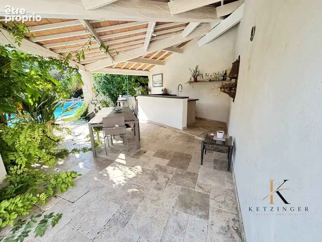 Maison 6 pièces 180 m² à vendre à Hyeres (83400) - photo 7