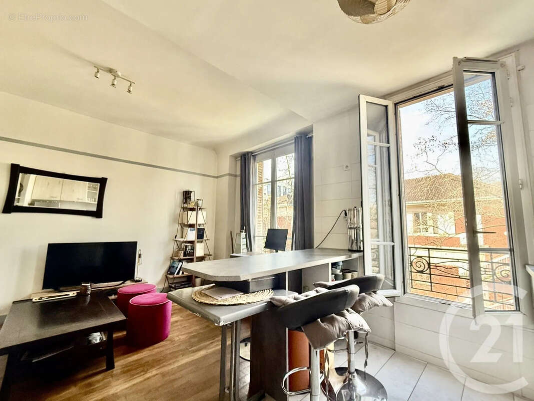 Appartement à CLICHY