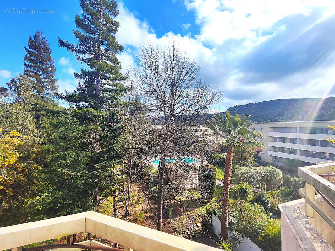 Appartement à MANDELIEU-LA-NAPOULE