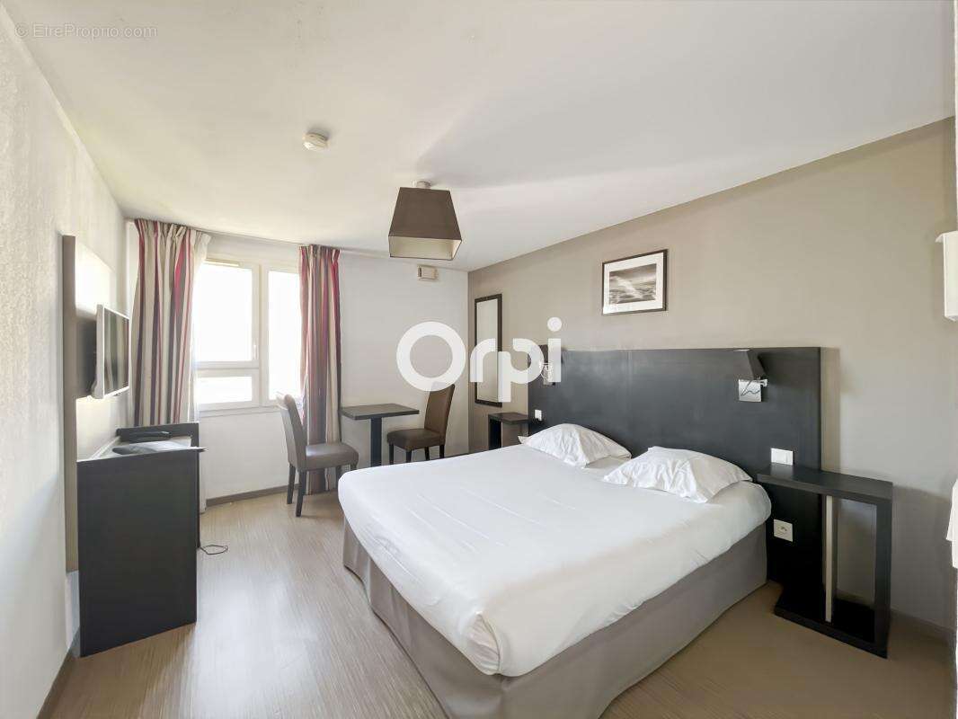 Appartement à MARSEILLE-4E