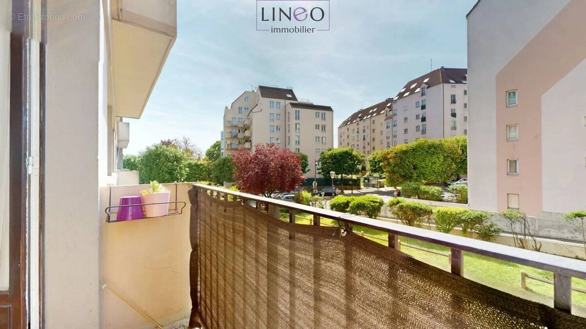 Appartement à THIAIS