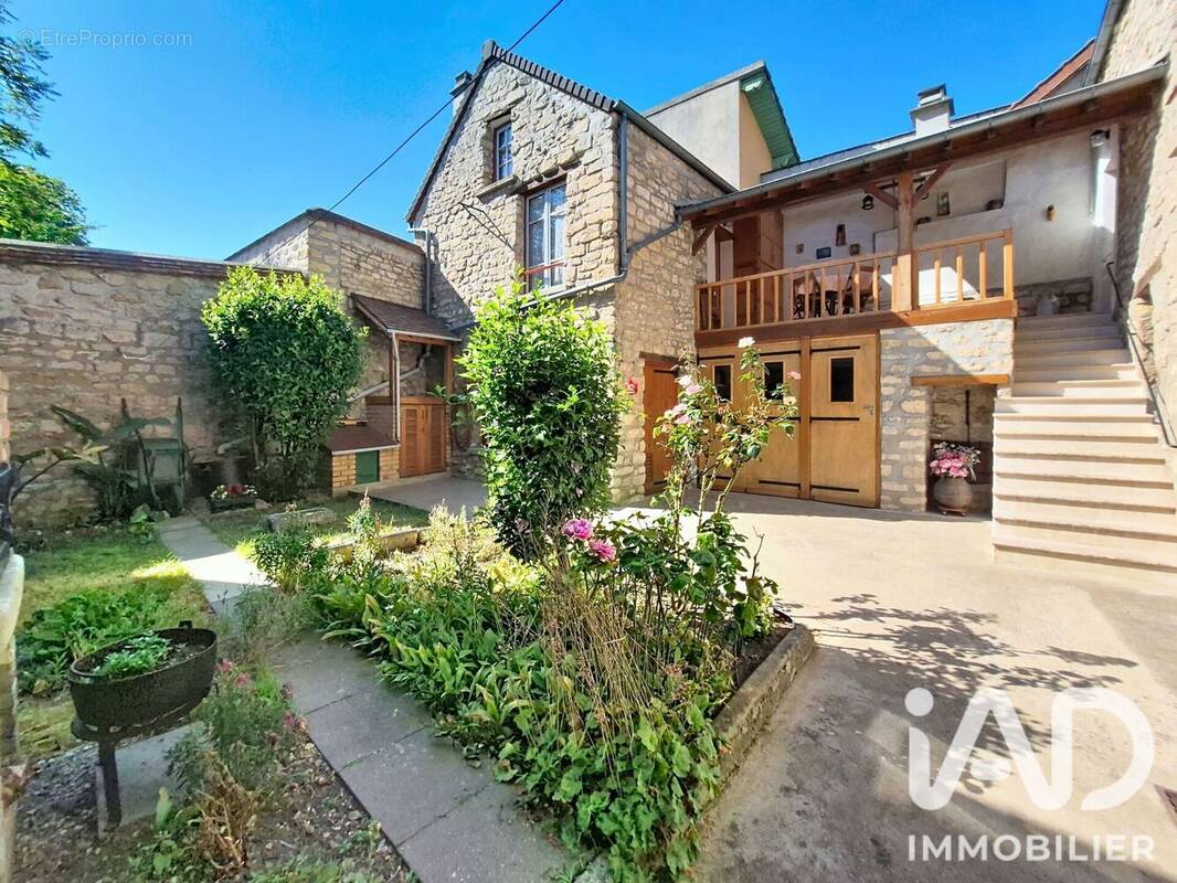 Photo 1 - Maison à VERNEUIL-SUR-SEINE